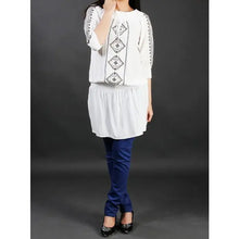 Load image into Gallery viewer, Peasant Top The Archer Fashion

